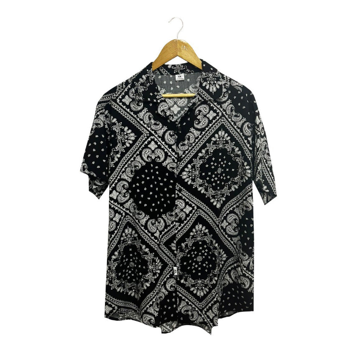 Camisa Bandana Negra Regular Fit Rayon