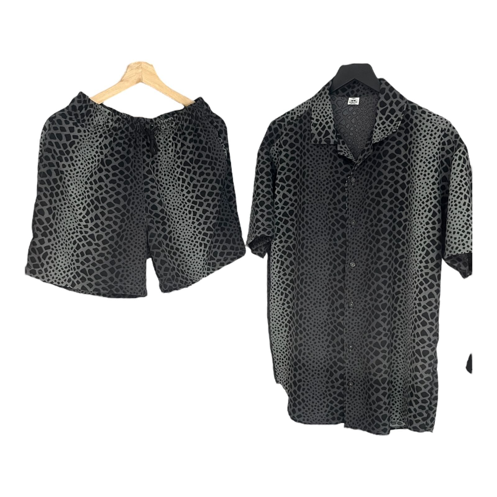 Conjunto AnimalPrint Negro Regular Fit Seda