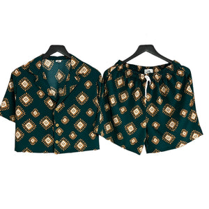 Conjunto Croptop Mal de Ojo Verde Regular Fit Seda