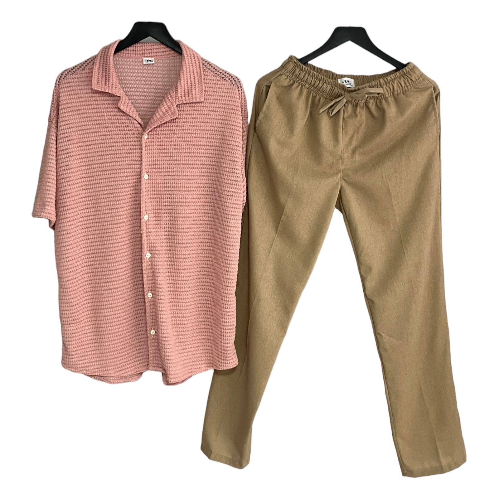 Conjunto Pantalon Kaki Lino Olan /Camisa Crochet Palo e Rosa Regular Fit