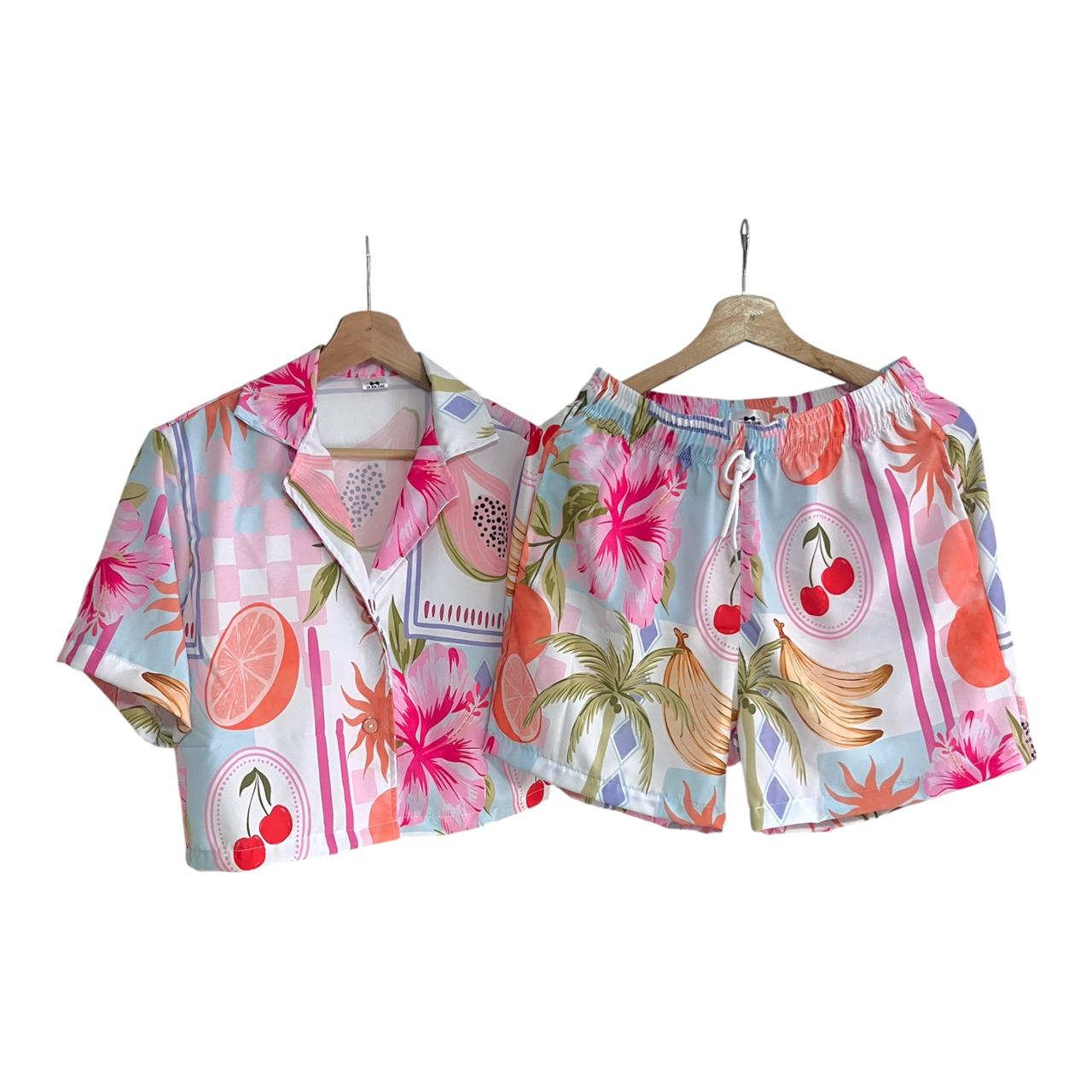 Conjunto Croptop Floral Regular Fit Seda